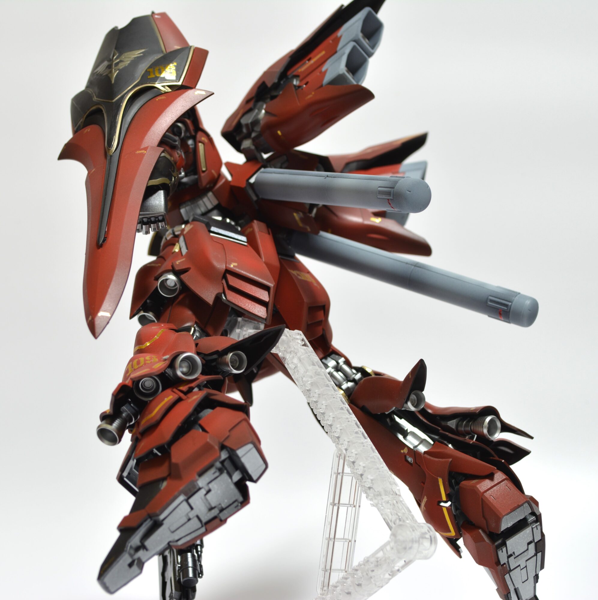 MG 1/100 シナンジュVer.kaを塗装作成して完成編。