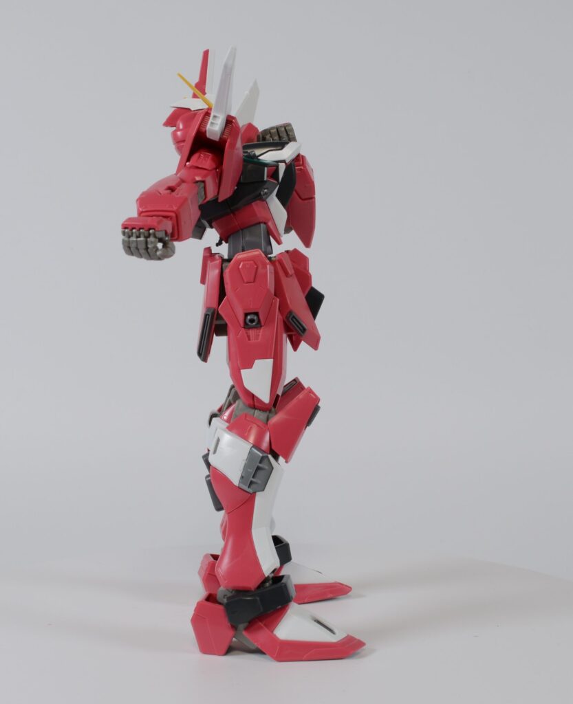 MGインフィニットジャスティスガンダムの素組画像