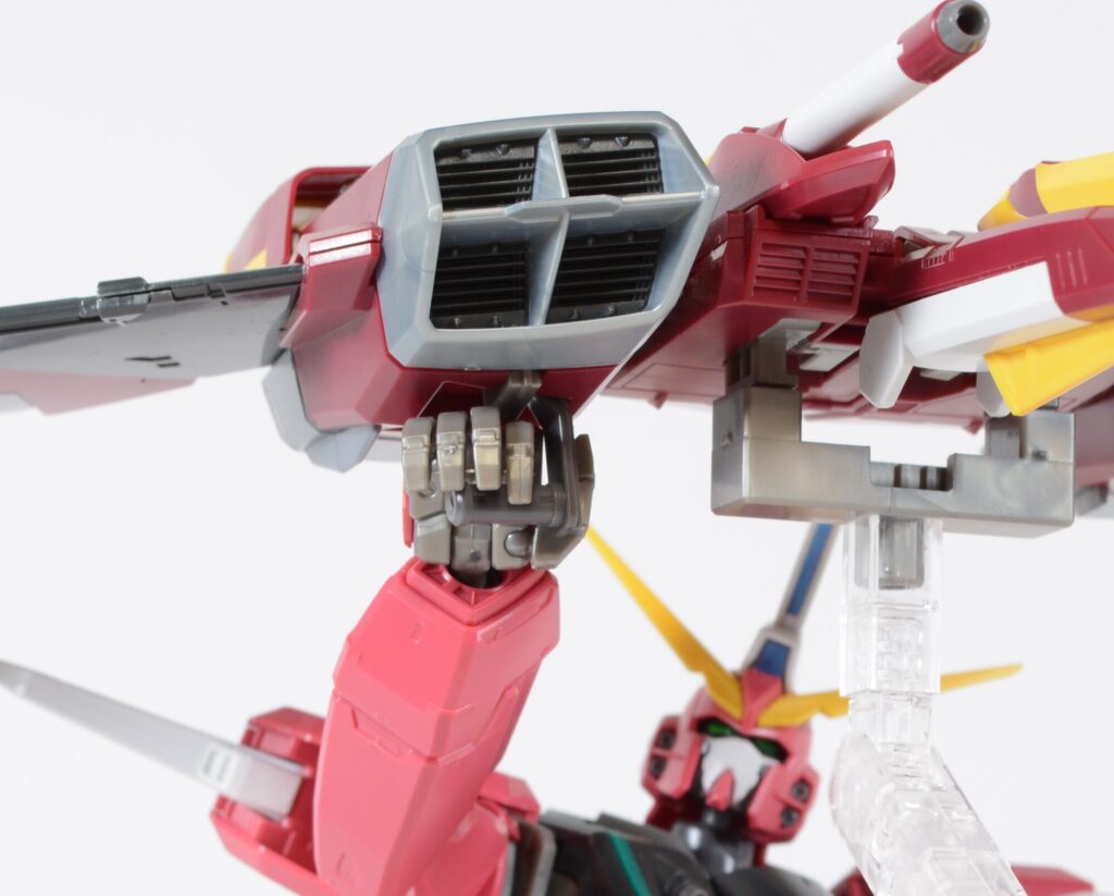 MGインフィニットジャスティスガンダムの素組画像