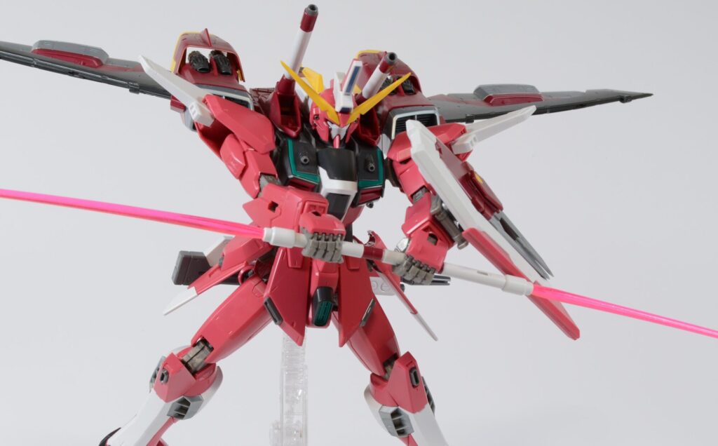 MGインフィニットジャスティスガンダムの素組画像