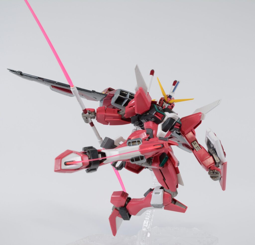 MGインフィニットジャスティスガンダムの素組画像