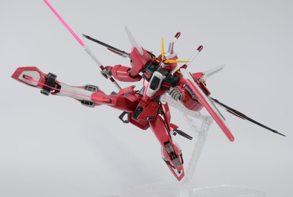 MGインフィニットジャスティスガンダムの素組画像