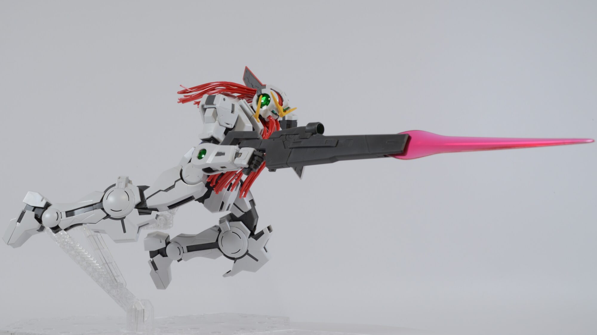 MGガンダムバーチェ（ナドレ状態）の素組写真