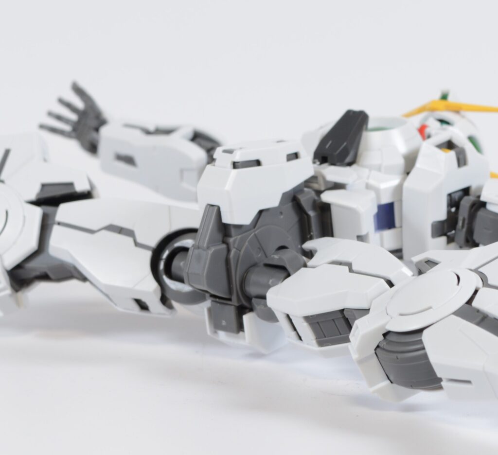 MGガンダムバーチェ(ナドレ状態)の素組写真