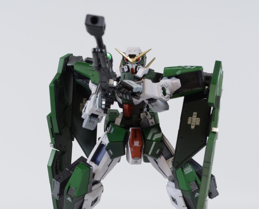 MGガンダムデュナメスを塗装作成する完成編の画像