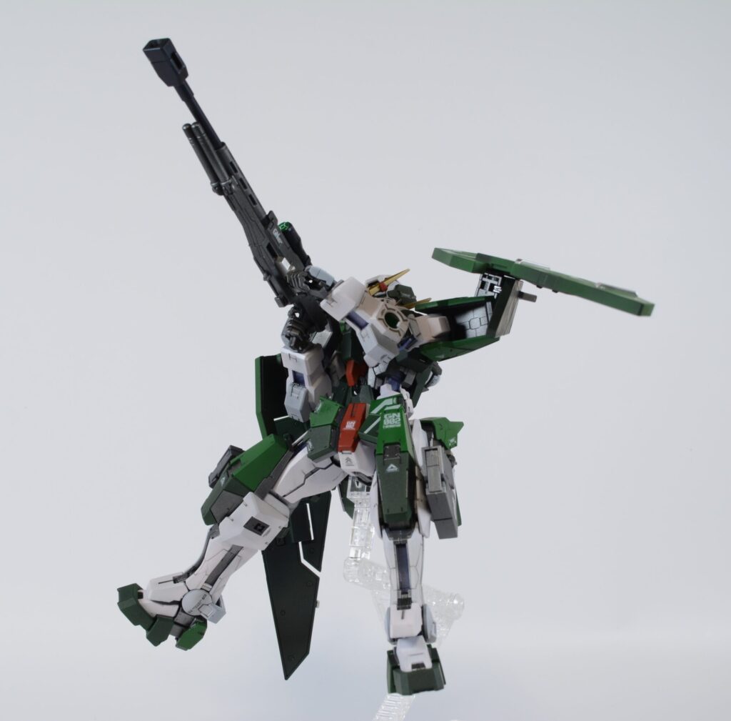 MGガンダムデュナメスを塗装作成する完成編の画像