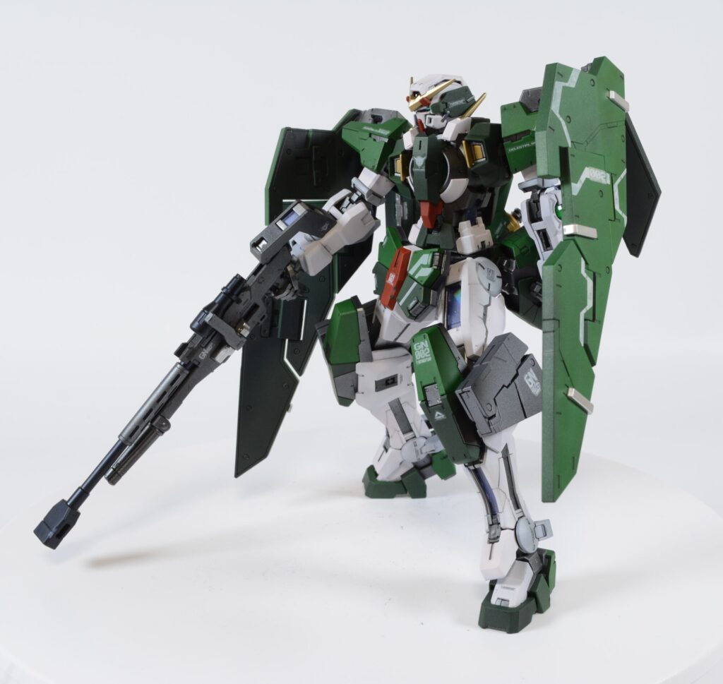 MGガンダムデュナメスを塗装作成する完成編の画像