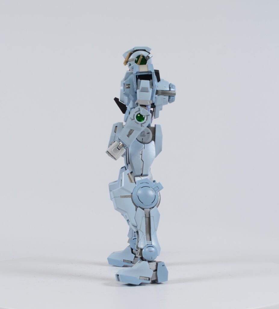 【ガンプラ】 MG 1/100 ガンダムヴァーチェ（ナドレ）を塗装作成して完成編です。⑤の画像