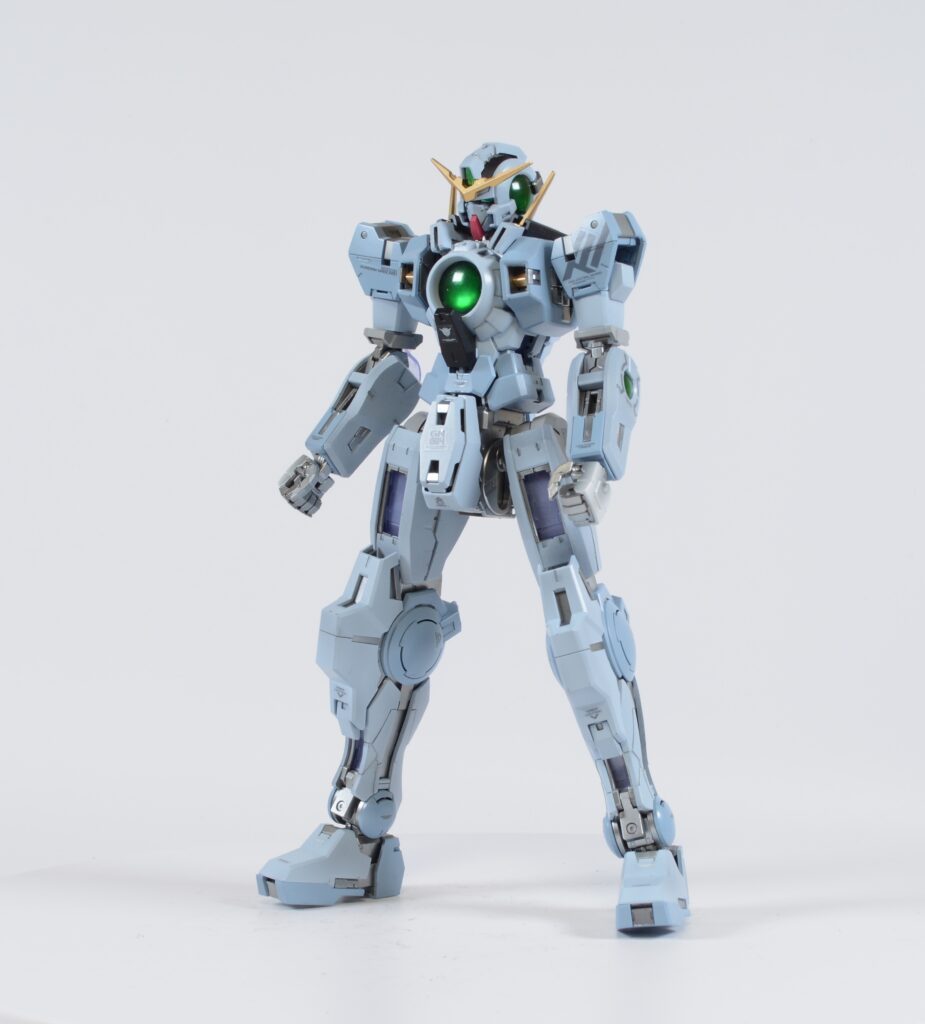 【ガンプラ】 MG 1/100 ガンダムヴァーチェ（ナドレ）を塗装作成して完成編です。⑤の画像