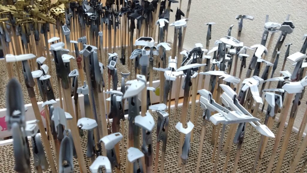 【ガンプラ】MGEXストライクフリーダムガンダムを塗装作成してレビューします。③外装パーツと、金色の内部フレームを塗装していきます。「機動戦士ガンダムSEED DESTINY（シードデスティニー）」の画像