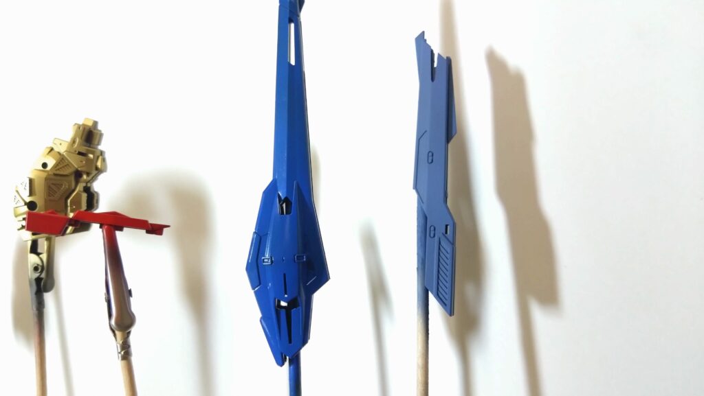 【ガンプラ】MGEXストライクフリーダムガンダムを塗装作成してレビューします。③外装パーツと、金色の内部フレームを塗装していきます。「機動戦士ガンダムSEED DESTINY（シードデスティニー）」の画像