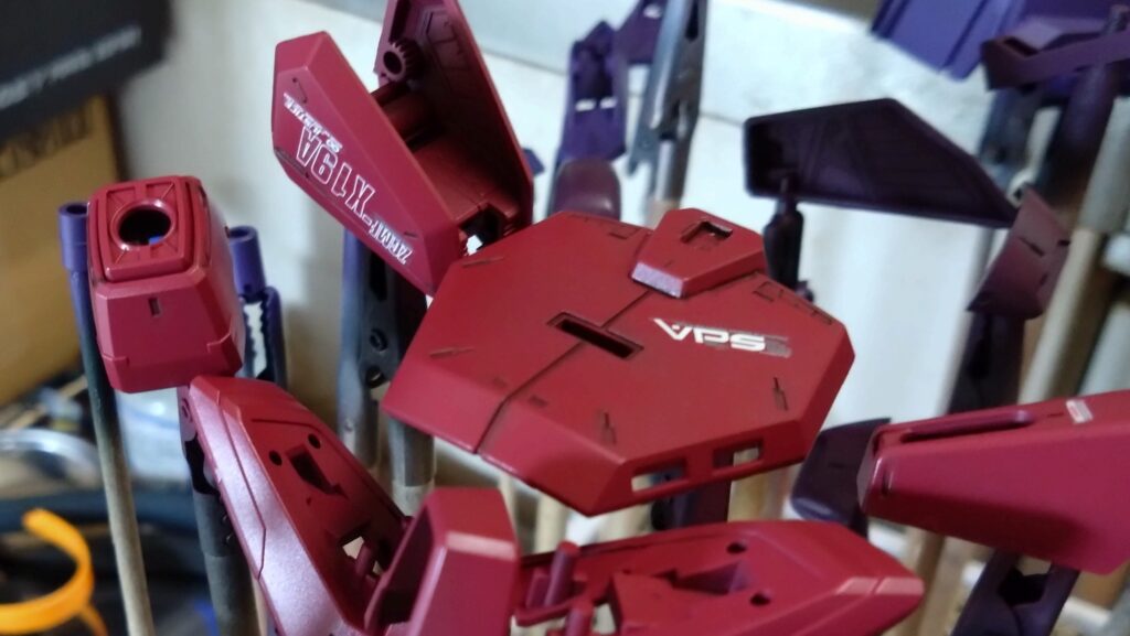 【ガンプラ】 MG 1/100 インフィニットジャスティスガンダムを塗装作成します。③残りのパーツを塗装、トップコートまで行います。「機動戦士ガンダムSEED DESTINY（シードデスティニー）」の画像