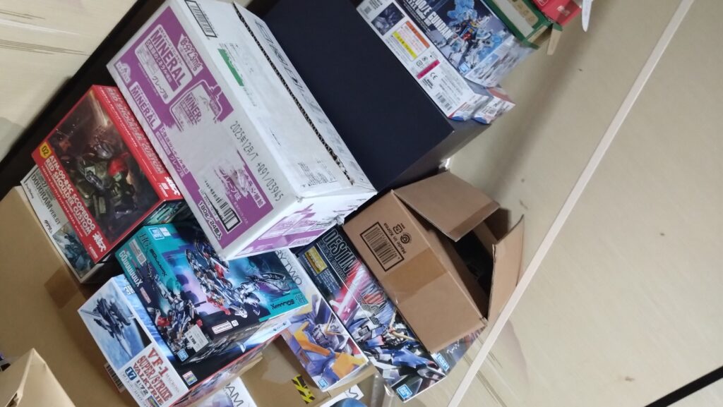 【ガンプラ雑記】積みプラは永遠に続くのか・・。減らない日々のミッションを解決せよ。たまった罪プラに罪は無い。の画像