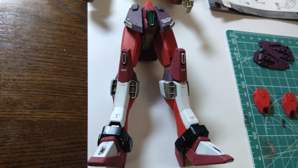 【ガンプラ】 MG 1/100 インフィニットジャスティスガンダムを塗装作成します。④最終組み立てします。配色の工夫だけで加工技術を凌駕できるのか。「機動戦士ガンダムSEED DESTINY(シードデスティニー)」の画像