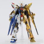 【ガンプラ】MGEXストライクフリーダムガンダムを塗装作成してレビューします。⑤黄金のフレームに外装パーツを取り付けて完成・・のはずでしたが、もう少し作業に時間をかけます。「機動戦士ガンダム SEED DESTINY（シードデスティニー）」の画像