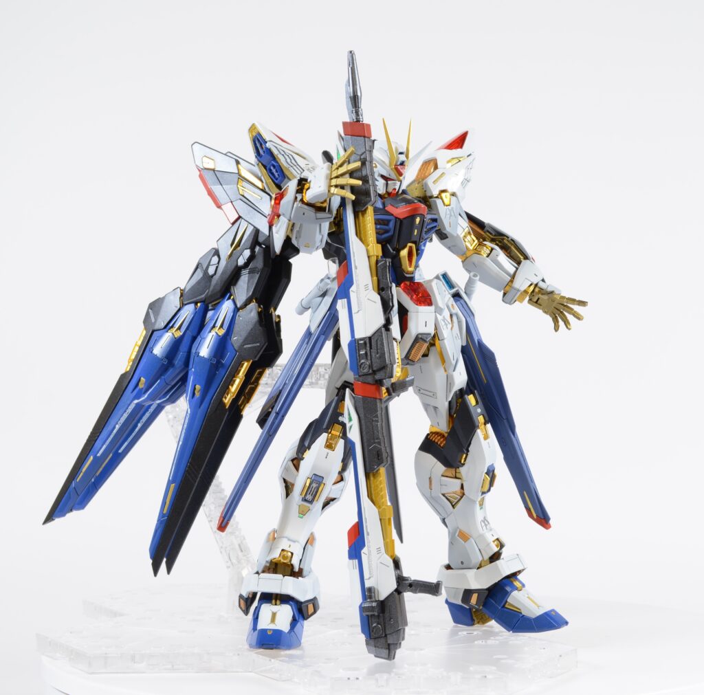 【ガンプラ】MGEXストライクフリーダムガンダムを塗装作成してレビューします。⑤黄金のフレームに外装パーツを取り付けて完成・・のはずでしたが、もう少し作業に時間をかけます。「機動戦士ガンダム SEED DESTINY（シードデスティニー）」の画像