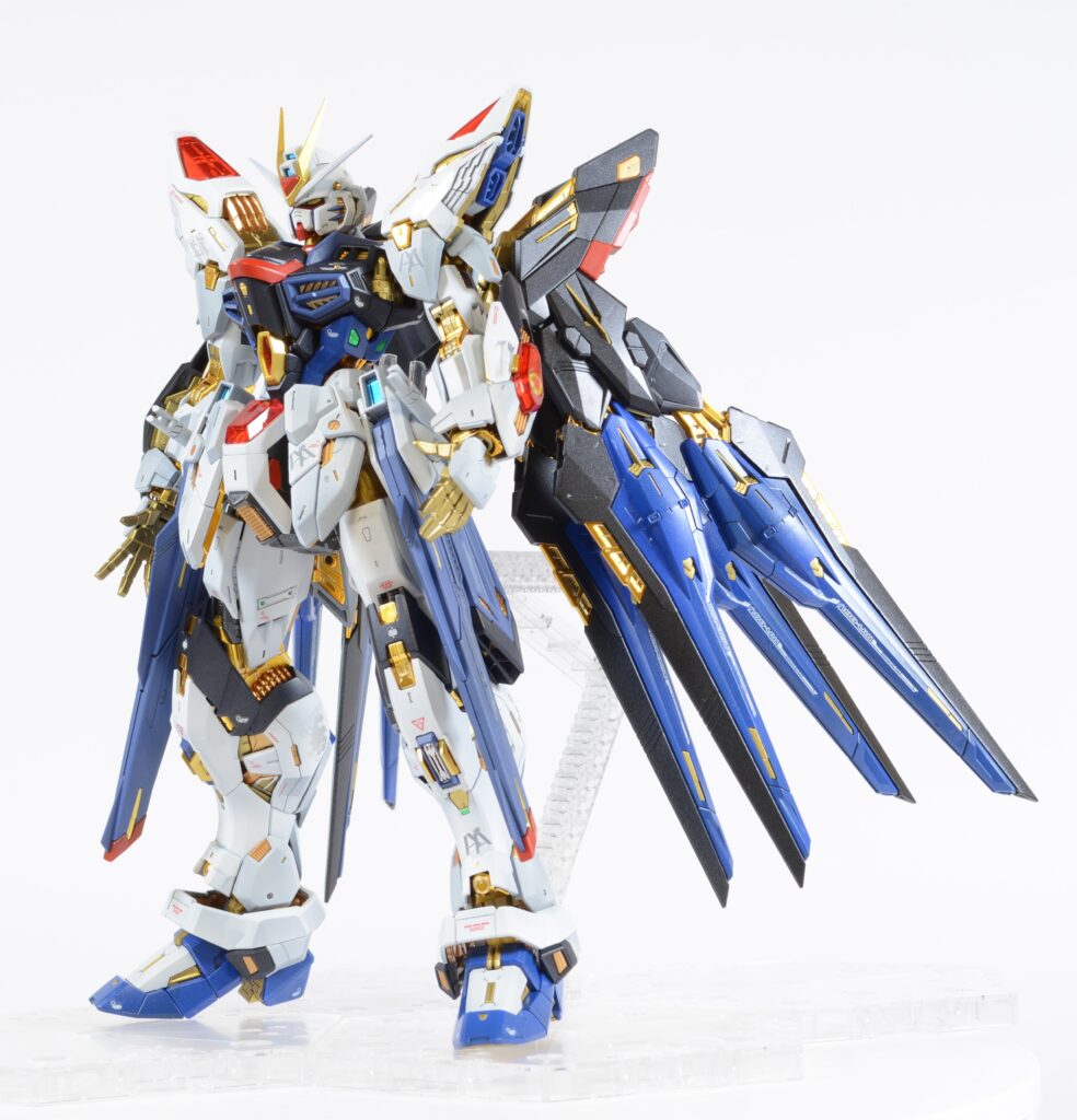 【ガンプラ】MGEXストライクフリーダムガンダムを塗装作成してレビューします。⑤黄金のフレームに外装パーツを取り付けて完成・・のはずでしたが、もう少し作業に時間をかけます。「機動戦士ガンダム SEED DESTINY（シードデスティニー）」の画像