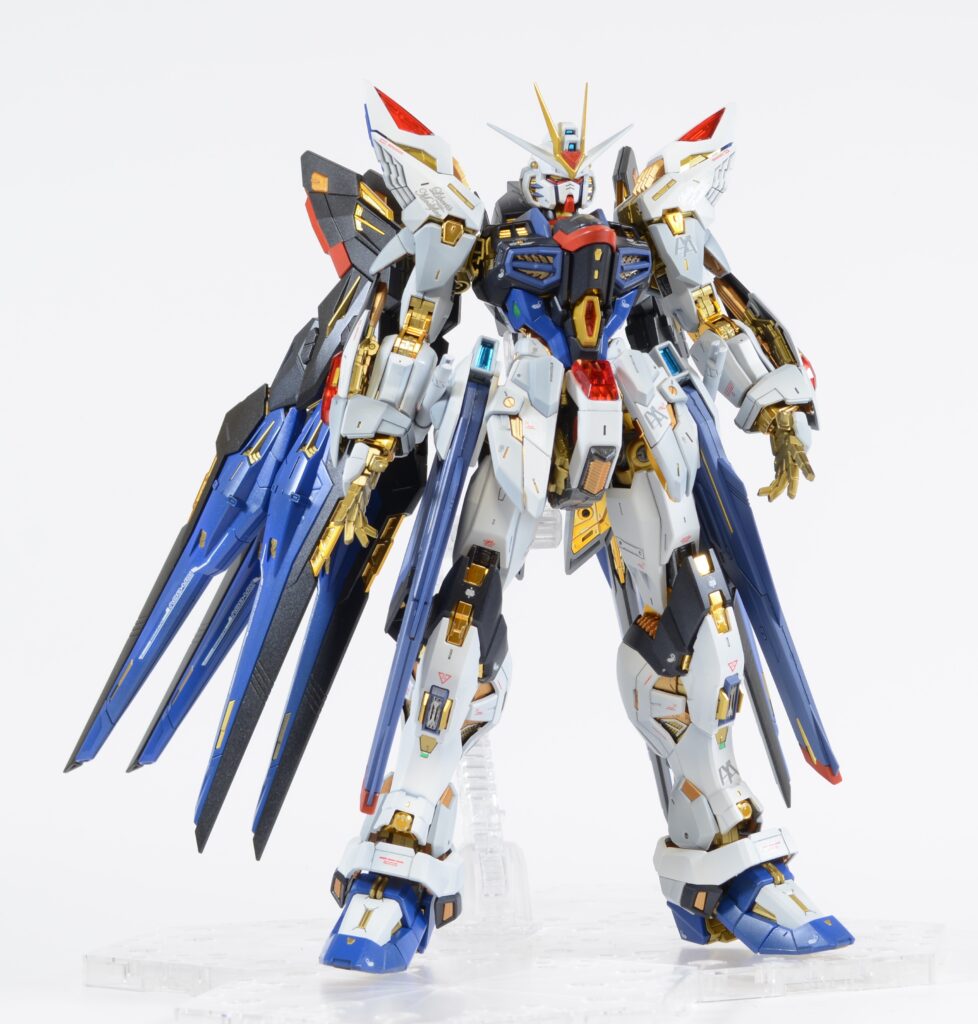 【ガンプラ】MGEXストライクフリーダムガンダムを塗装作成してレビューします。⑤黄金のフレームに外装パーツを取り付けて完成・・のはずでしたが、もう少し作業に時間をかけます。「機動戦士ガンダム SEED DESTINY（シードデスティニー）」の画像