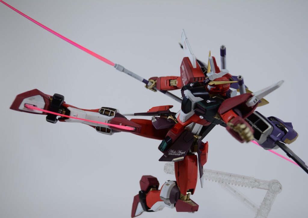 【ガンプラ】MG インフィニットジャスティスガンダムを塗装作成してレビューします。⑤完成編。配色の見直しでMGEXに対抗できるのか。「機動戦士ガンダム SEED DESTINY（シードデスティニー）」の画像