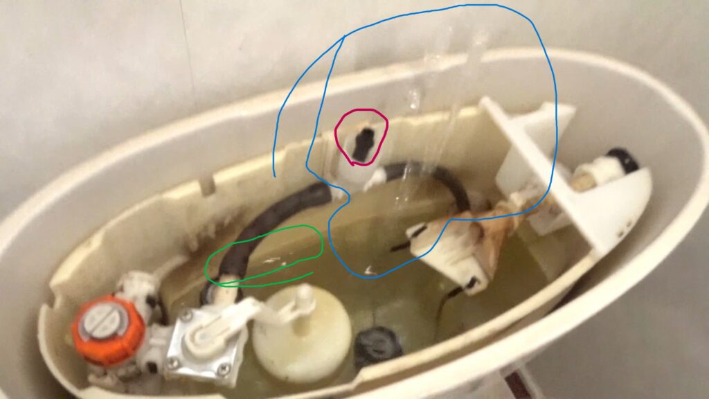 TOTOのトイレタンクから微かな水漏れ音がします。素人がDIYで修理できるのか試します。結局のところ、トラブルの原因は”ダイヤフラム”か”排水弁のパッキン”なのかを解き明かします。の画像