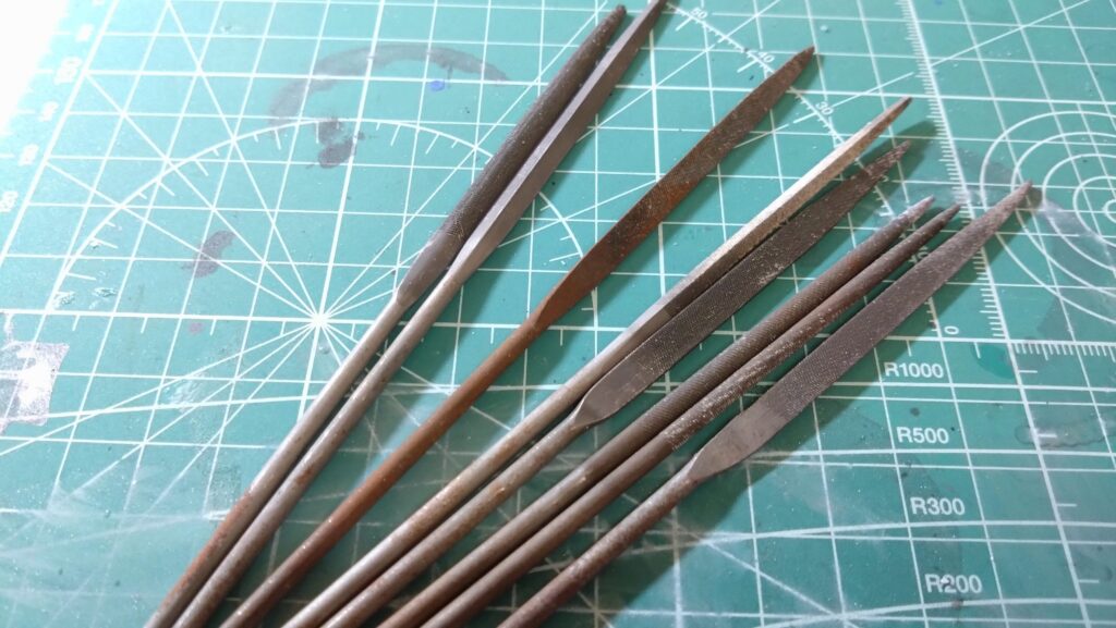 【プラモツール】高級薄刃ニッパーと各種形状のヤスリ、どちらにお金を掛けるべきか・・。タミヤ（TAMIYA）、ゴッドハンド（GodHand）、3Peaks（スリーピークス）、WAVE（ウェーブ）等ご紹介します。の画像