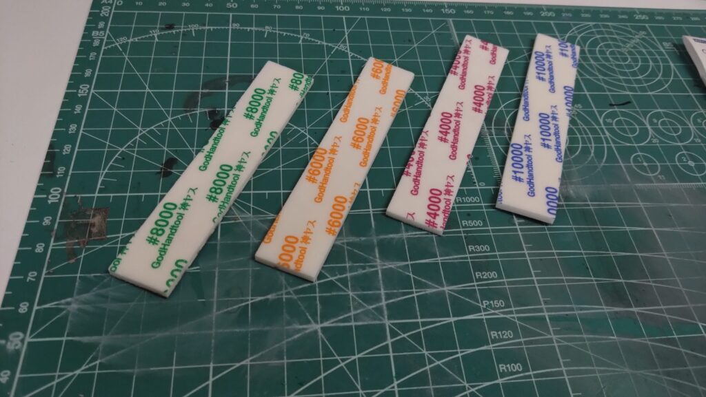 【プラモツール】高級薄刃ニッパーと各種形状のヤスリ、どちらにお金を掛けるべきか・・。タミヤ（TAMIYA）、ゴッドハンド（GodHand）、3Peaks（スリーピークス）、WAVE（ウェーブ）等ご紹介します。の画像