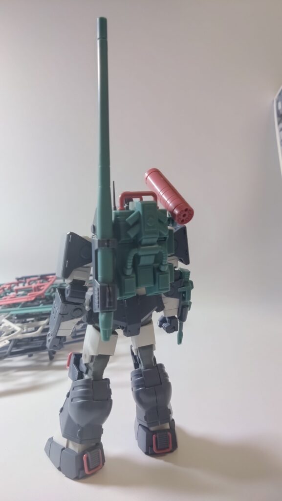 1/72 コンバットアーマー ダグラム Ver.GT マックスファクトリー(太陽の牙 ダグラム)を塗装作成します。①まずは、素組してみますの画像