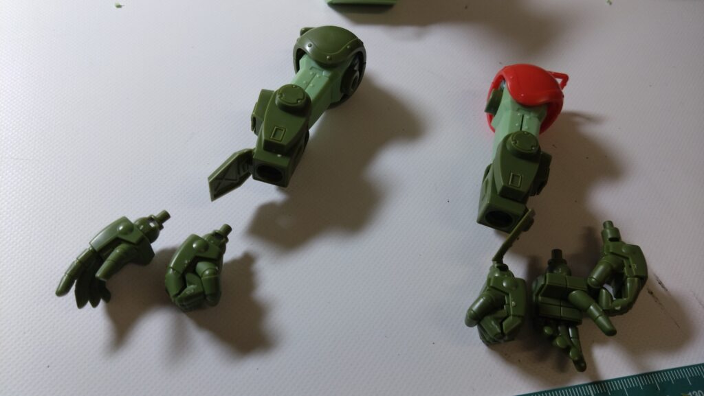 スコープドッグをウォッシングやチッピングで汚して完成させます。①ウェーブ（WAVE）の1/24スケール スコープドッグ レッドショルダーカスタムをイメージ通りに仕上げます。（装甲騎兵ボトムズ）の画像