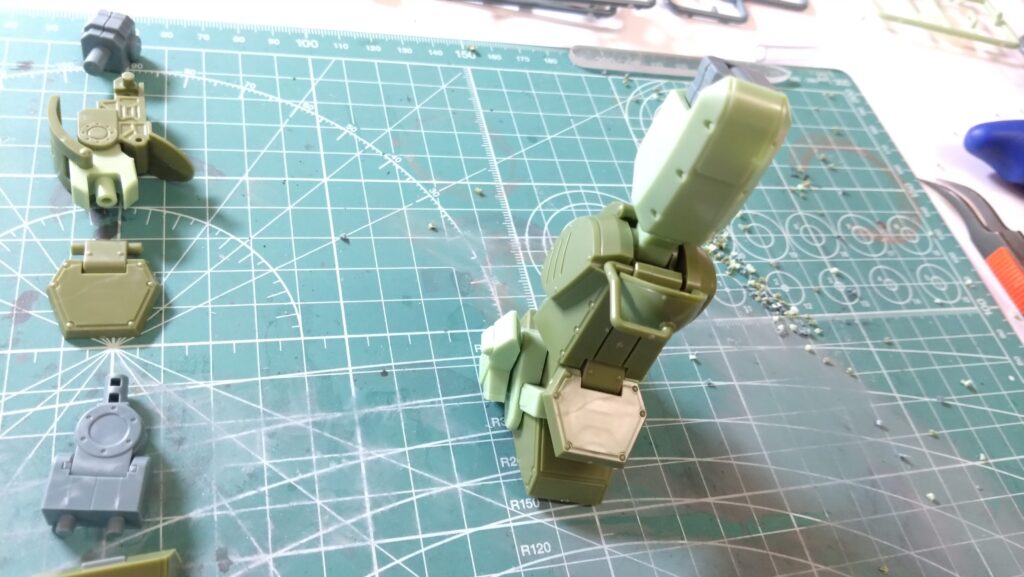 スコープドッグをウォッシングやチッピングで汚して完成させます。①ウェーブ（WAVE）の1/24スケール スコープドッグ レッドショルダーカスタムをイメージ通りに仕上げます。（装甲騎兵ボトムズ）の画像