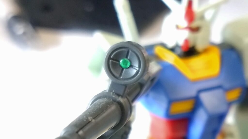 穴あけポンチは使えるのか？プラモデル用のメタリックシール加工ツールとして使ってみました。（Drawheart製10サイズセット工具）の画像