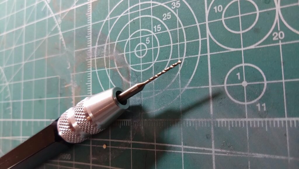 【プラモデル改造】穴あけ加工を簡単に追加したいので、ゴッドハンドのドリルビットで加工してみました。（GodHand）の画像