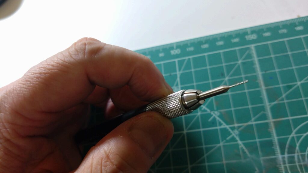 【プラモデル改造】穴あけ加工を簡単に追加したいので、ゴッドハンドのドリルビットで加工してみました。（GodHand）の画像