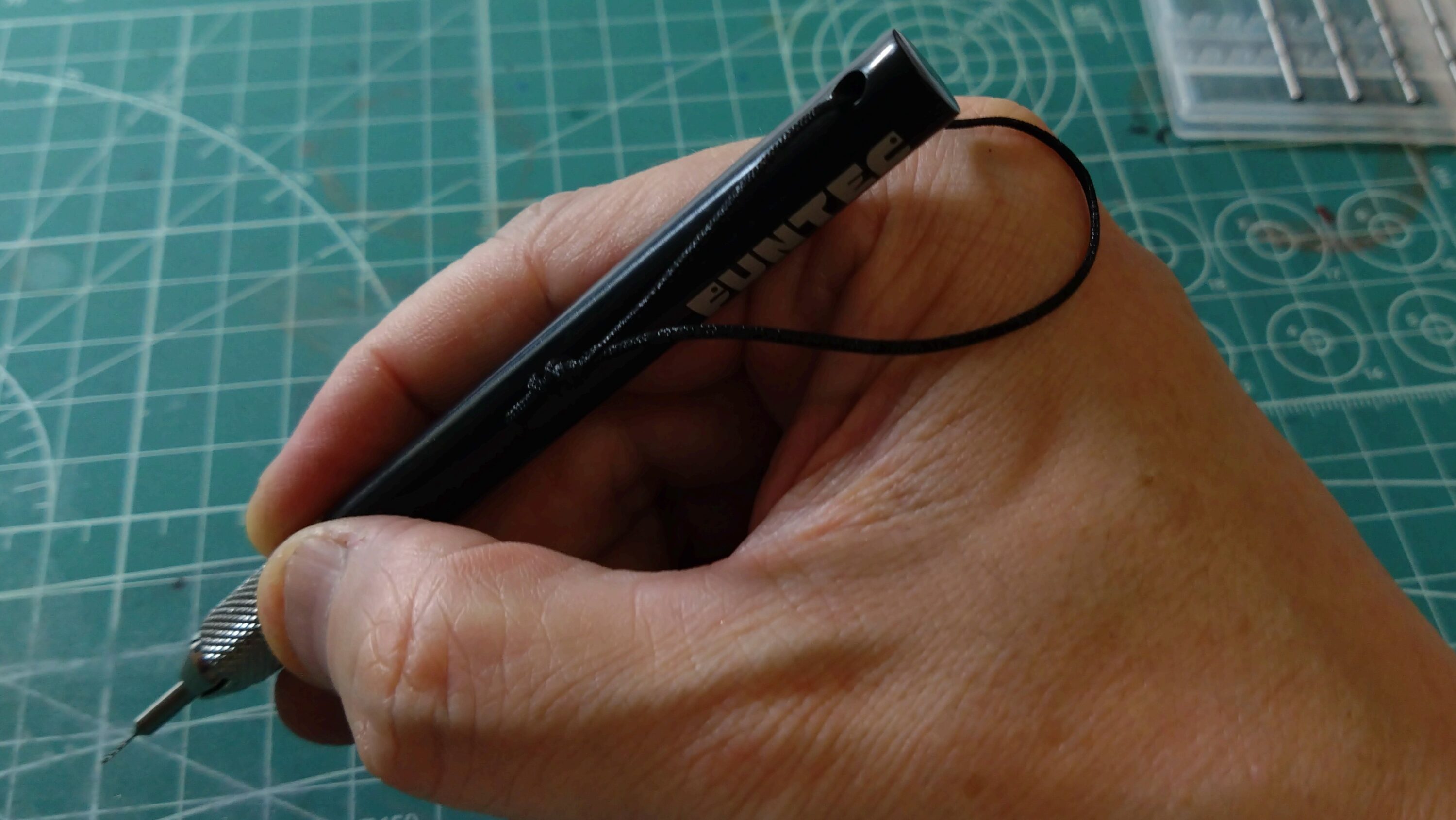 プラモデル用ピンバイス（持ち手）ハンドルのおすすめは？ゴッドハンド（GodHand）やファンテック（Funtec）、ウェーブ（Wave）、タミヤ（TAMIYA）などを比較してレビューしますの画像