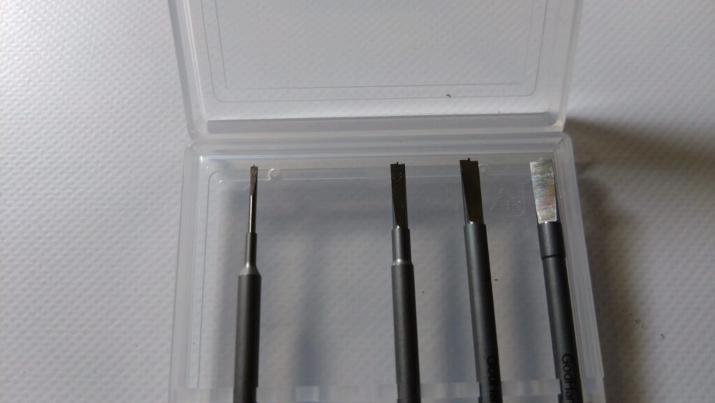 【プラモデル改造】ゴッドハンド（Godhand）のスピンモールドで円形（丸型）のディティールを追加しますの画像