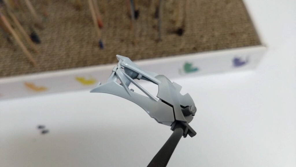 HG 1/144 GQuuuuuuX「機動戦士Gundam GQuuuuuuX（機動戦士ガンダム ジークアクス」を塗装作成します。②仮組品を分解して塗装していきますの画像
