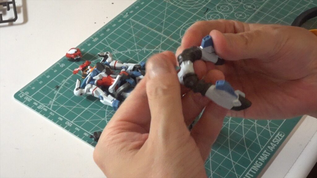 HG 1/144 GQuuuuuuX「機動戦士Gundam GQuuuuuuX（機動戦士ガンダム ジークアクス」を塗装作成します。①まずは、バンダイ（BANDAI）の2025年のHGガンプラを仮組してみますの画像