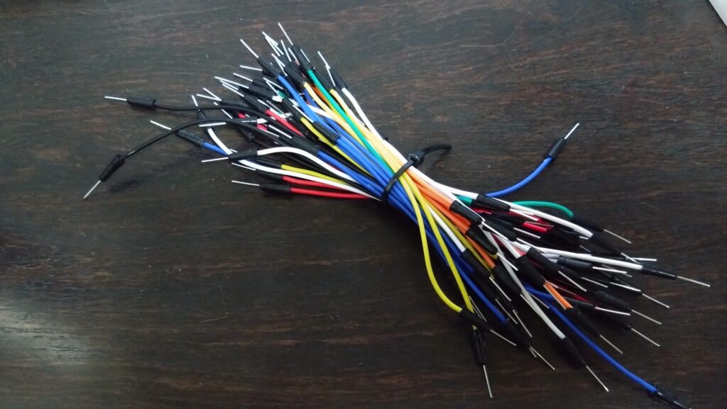 1/500 宇宙戦艦ヤマト(バンダイ)を塗装して電飾作成する。その5、電子工作基本キット開封、テスト編(Arduino Uno R4 Minima)の画像