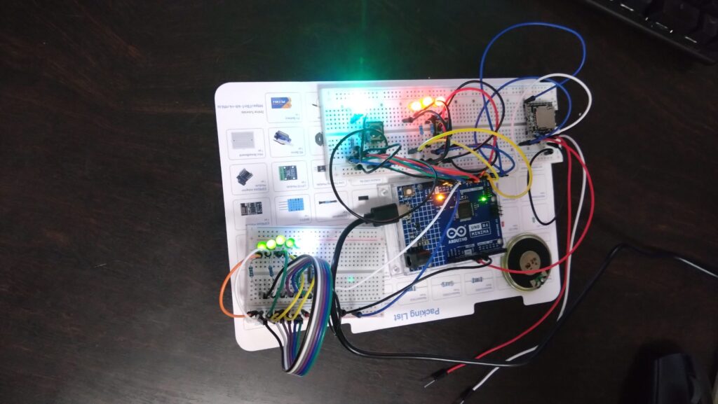 1/500 宇宙戦艦ヤマトを塗装して電飾作成する。その6、電子工作基本キットで下準備編(Arduino Uno R4 Minima、バンダイ(BANDAI))の画像