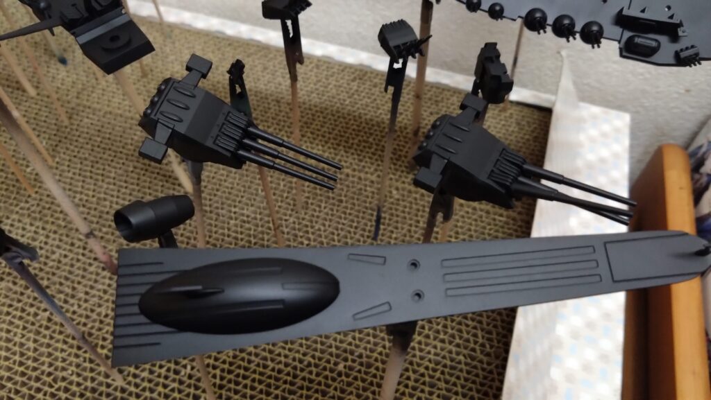 1/500宇宙戦艦ヤマトの船体塗装作業の画像