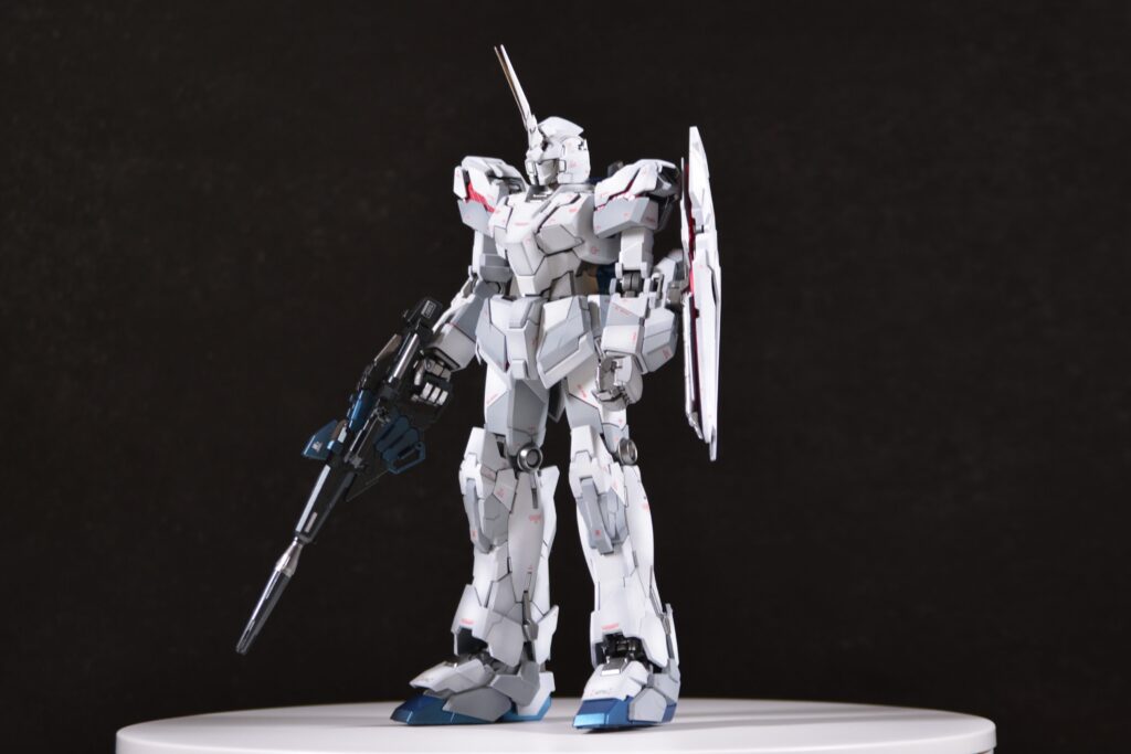 MGユニコーンガンダムVer.kaを塗装作成します。追加画像を発見したので完成編その2です。バンダイ（BANDAI）の画像