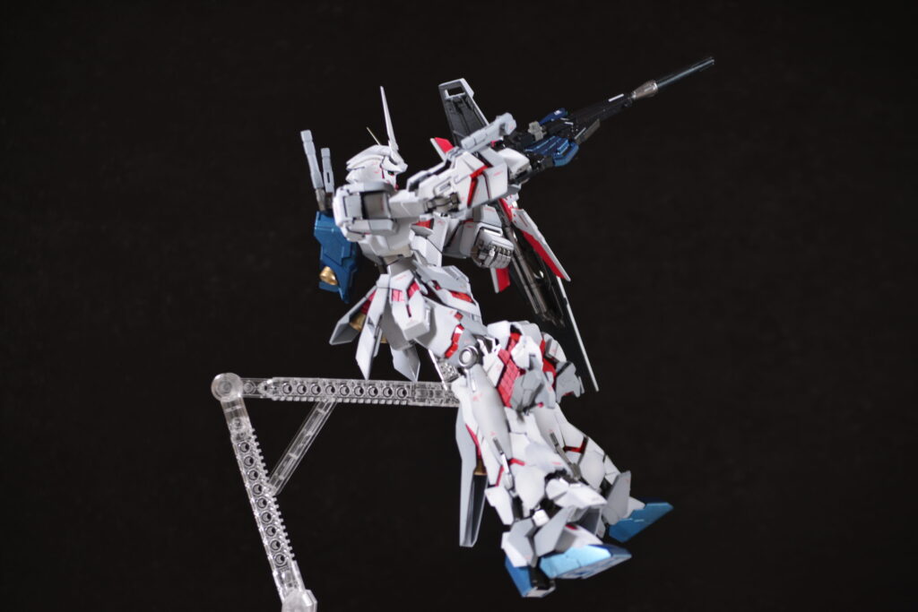 MGユニコーンガンダムVer.kaを塗装作成します。追加画像を発見したので完成編その2です。バンダイ（BANDAI）の画像