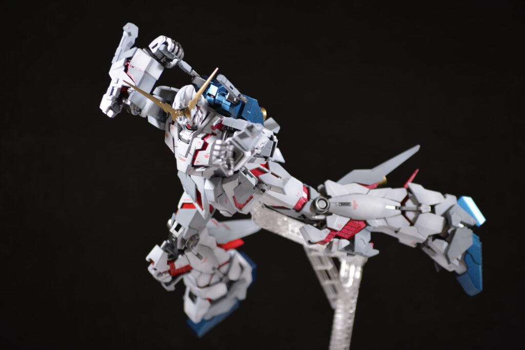MGユニコーンガンダムVer.kaを塗装作成します。追加画像を発見したので完成編その2です。バンダイ（BANDAI）の画像