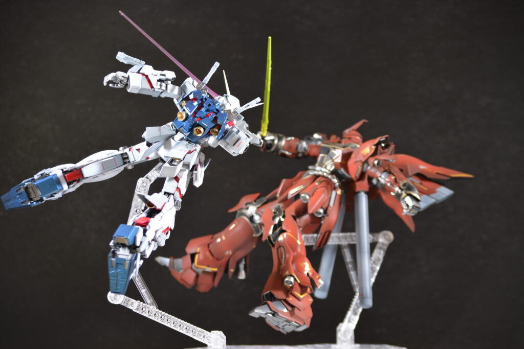 MGユニコーンガンダムVer.kaを塗装作成します。追加画像を発見したので完成編その2です。バンダイ（BANDAI）の画像