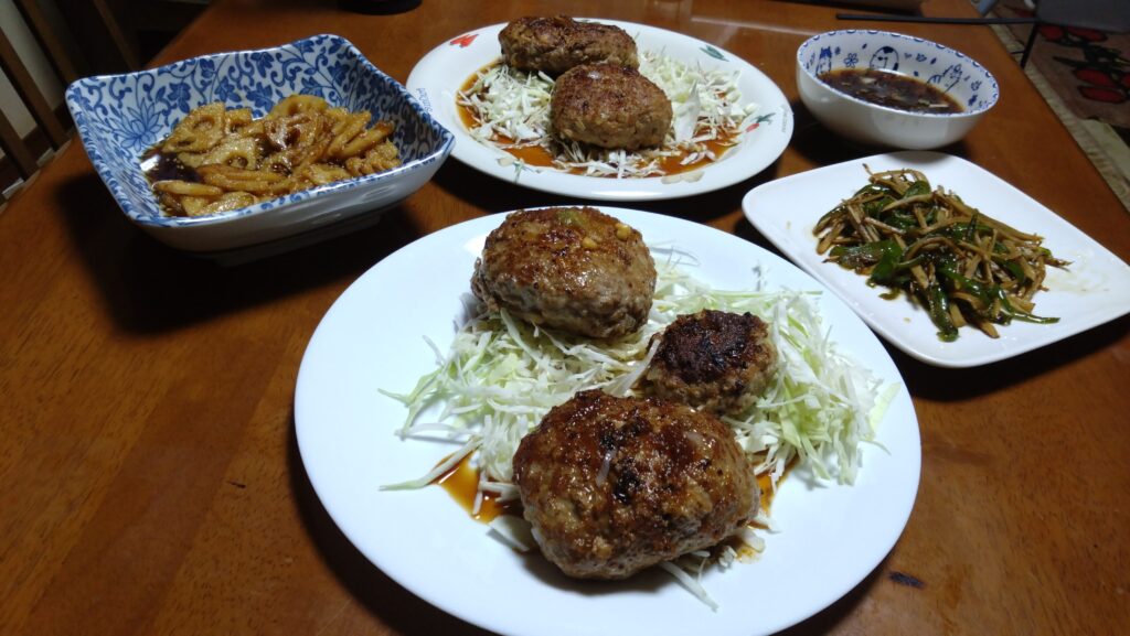 オニオンソースハンバーグ
れんこんの甘酢炒めの画像