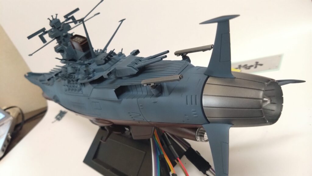 1/500 宇宙戦艦ヤマトを塗装して電飾作成する。その11、LEDを組込みながらパーツを組み上げていきます。バンダイ（BANDAI）の画像