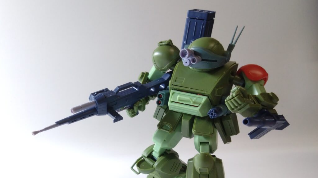 ウェーブ（WAVE）の1/24スケール スコープドッグ レッドショルダーカスタムを汚して完成させます。②　まずは仮組をバラしながら削っていきます。（装甲騎兵ボトムズ）の画像