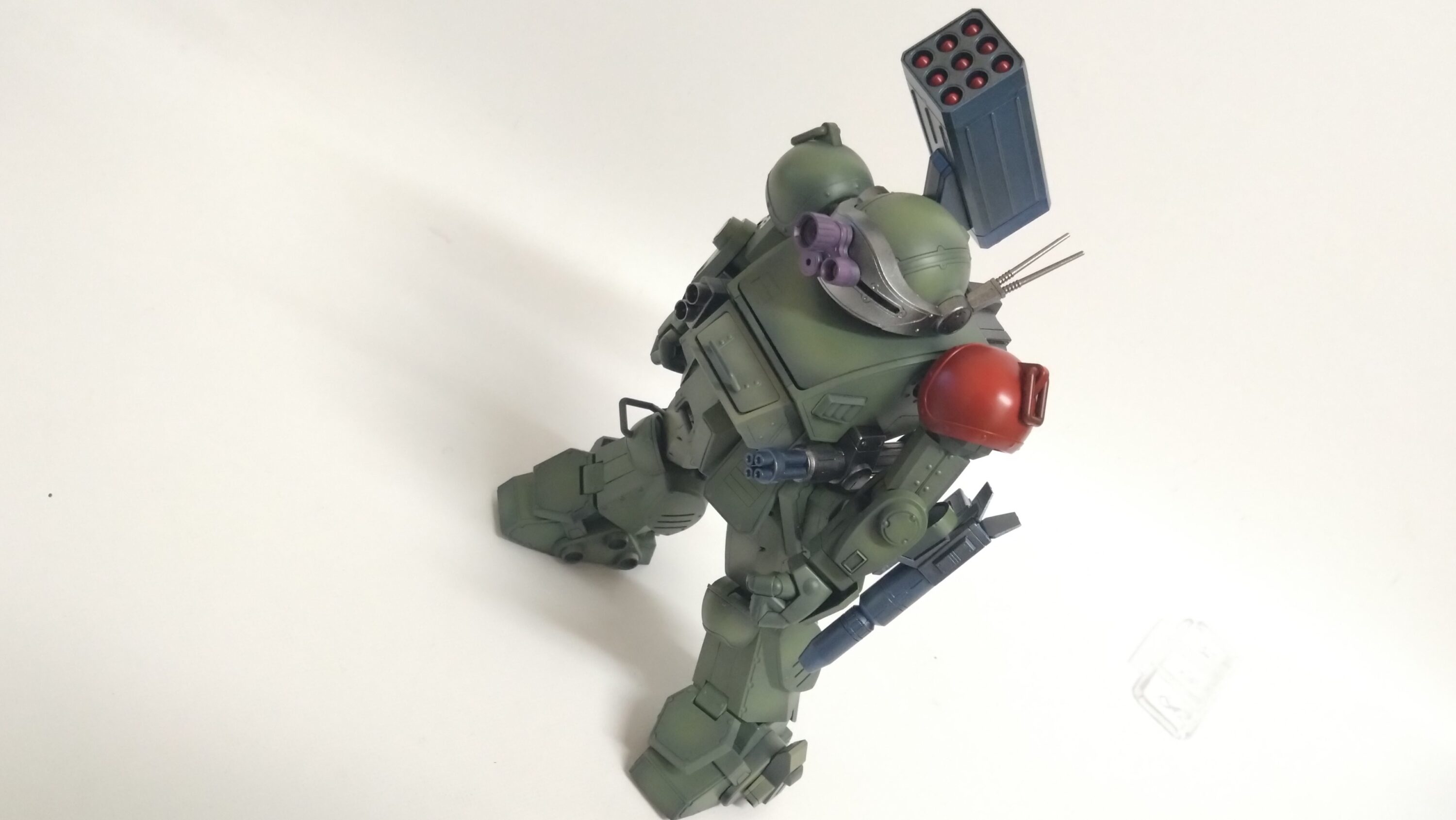 ウェーブ（WAVE）の1/24スケール スコープドッグ レッドショルダーカスタムを汚して完成させます。⑦　スミ入れや汚す作業の前に組み上げてしまいます。（装甲騎兵ボトムズ）の画像