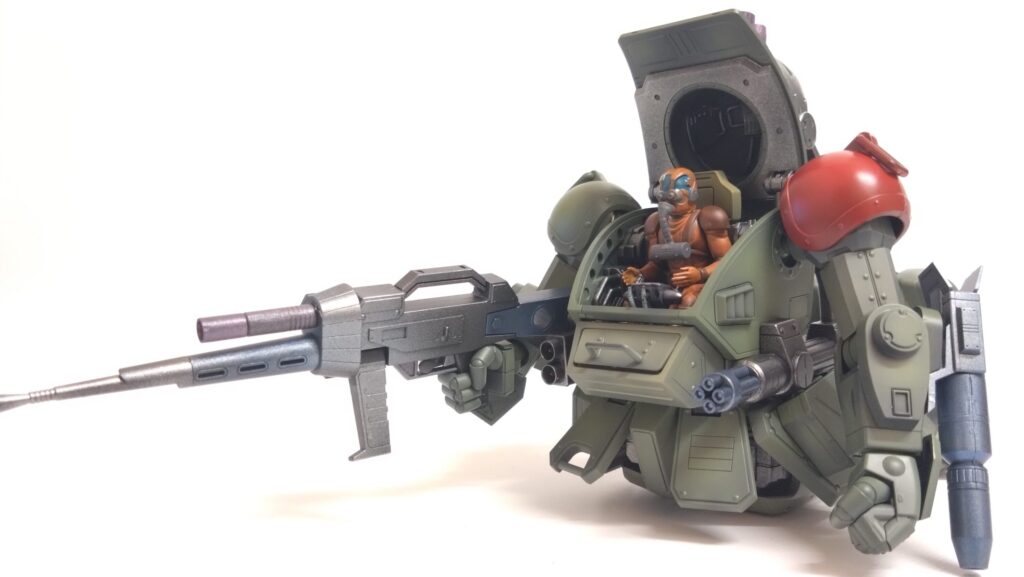 ウェーブ（WAVE）の1/24スケール スコープドッグ レッドショルダーカスタムを汚して完成させます。⑦　スミ入れや汚す作業の前に組み上げてしまいます。（装甲騎兵ボトムズ）の画像