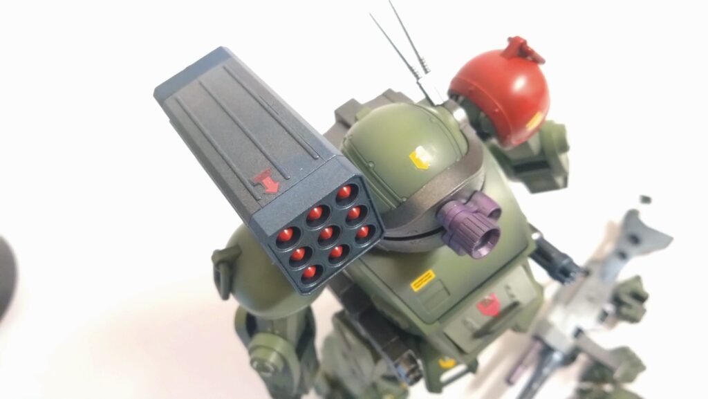 ウェーブ（WAVE）の1/24スケール スコープドッグ レッドショルダーカスタムに水転写式デカールを貼ります。（装甲騎兵ボトムズ）の画像