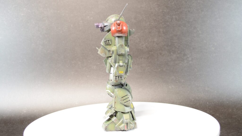 ウェーブ（WAVE）の1/24スケール スコープドッグ レッドショルダーカスタムを汚して完成させます。⑫　完成編その１素立ち編です。（装甲騎兵ボトムズ）の画像